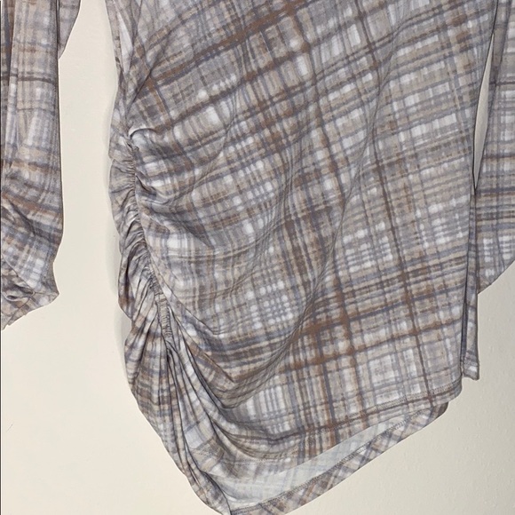 CalvinKlein Striped Ruched-side Top - Picture 7 of 8